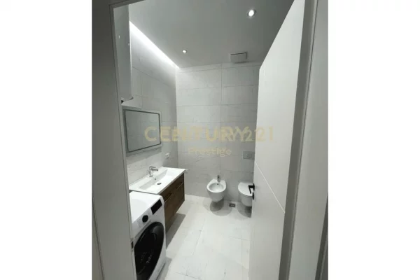 Shtepi me qera Apartament ne Tirane, 2+1, Mobilimi E mobiluar, Pagesa 1,500  Euro.