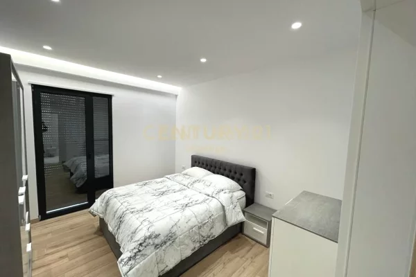Shtepi me qera Apartament ne Tirane, 2+1, Mobilimi E mobiluar, Pagesa 1,500  Euro.