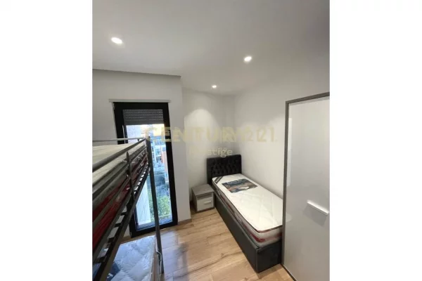 Shtepi me qera Apartament ne Tirane, 2+1, Mobilimi E mobiluar, Pagesa 1,500  Euro.