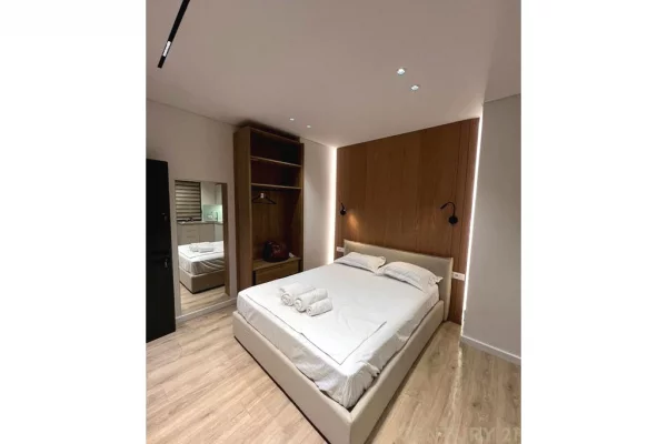 Shtepi me qera 1+1 ne Tirane - 1,500 Euro