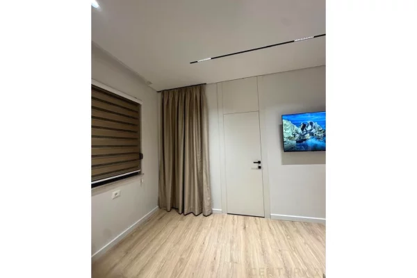 Shtepi me qera 1+1 ne Tirane - 1,500 Euro