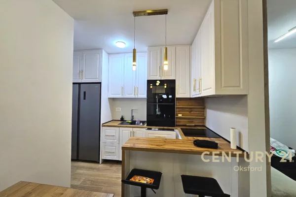 Shtepi me qera 2+1 ne Tirane - 750 Euro