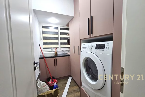 Shtepi me qera Apartament ne Tirane, 2+1, Mobilimi E mobiluar, Pagesa 750  Euro.