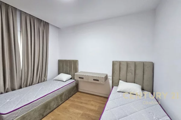 Shtepi me qera Apartament ne Tirane, 2+1, Mobilimi E mobiluar, Pagesa 750  Euro.