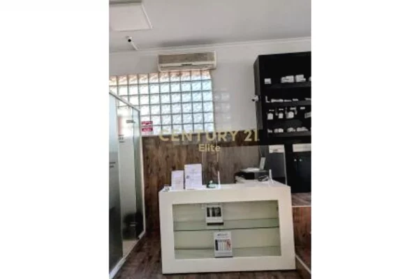 Ambient biznesi me qera 1+1 ne Tirane - 2,000 Euro