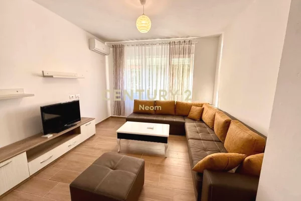 Shtepi me qera 1+1 ne Tirane - 650 Euro