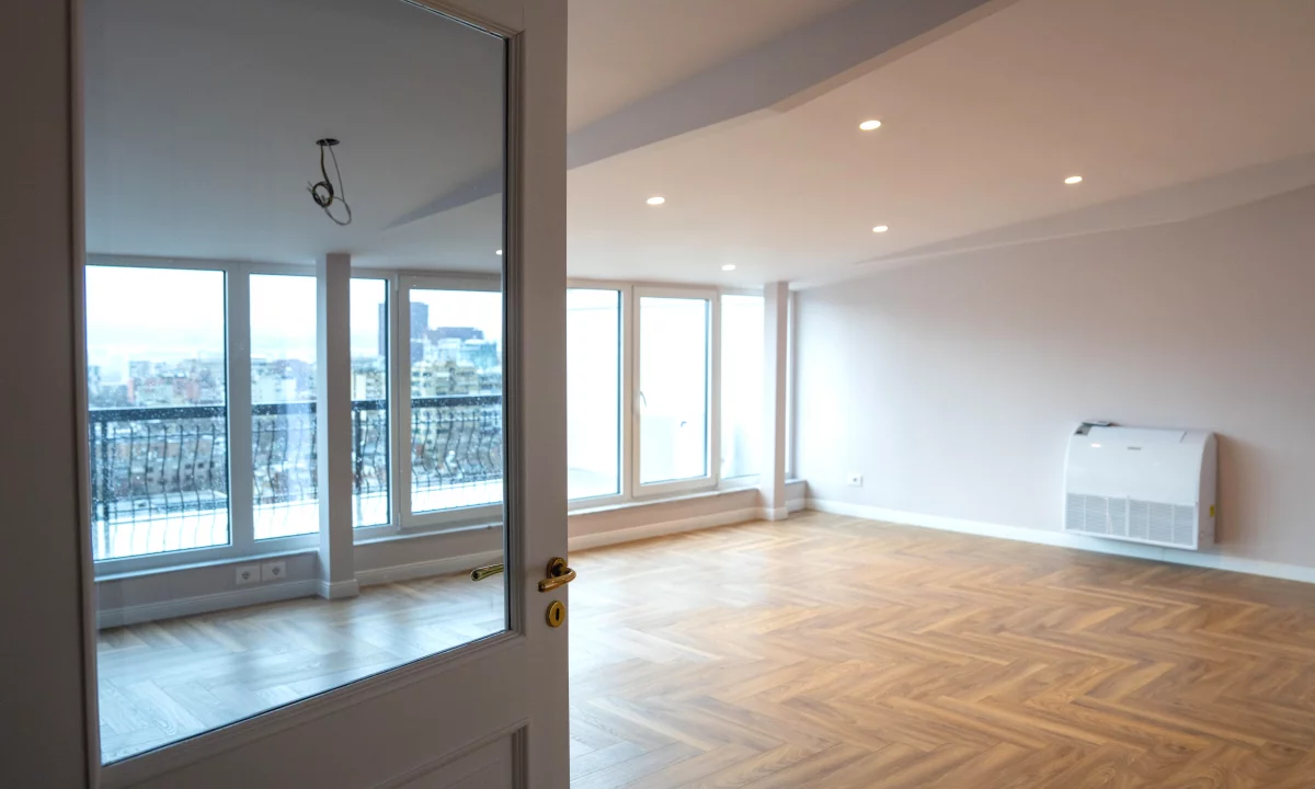 Duplex (2 storey house) for sale in Tirana 2+1, Emty