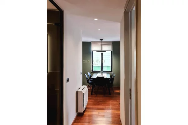 Shtepi me qera Apartament ne Tirane, 1+1, Mobilimi E mobiluar, Pagesa 1,300  Euro.