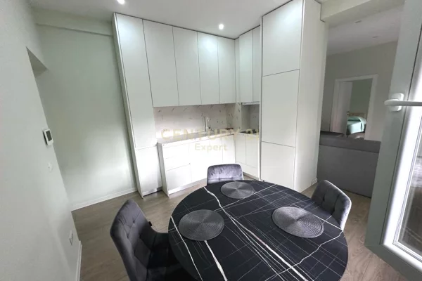 Shtepi ne shitje 2+1 ne Tirane - 300,000 Euro