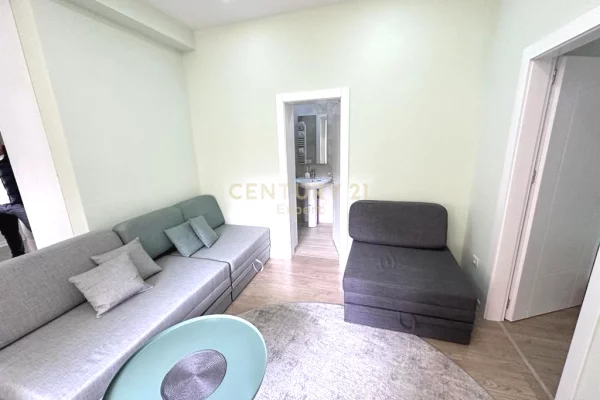 Shtepi ne shitje 2+1 ne Tirane - 300,000 Euro