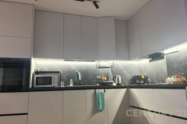 Shtepi me qera Apartament ne Tirane, 2+1, Mobilimi E mobiluar, Pagesa 750  Euro.