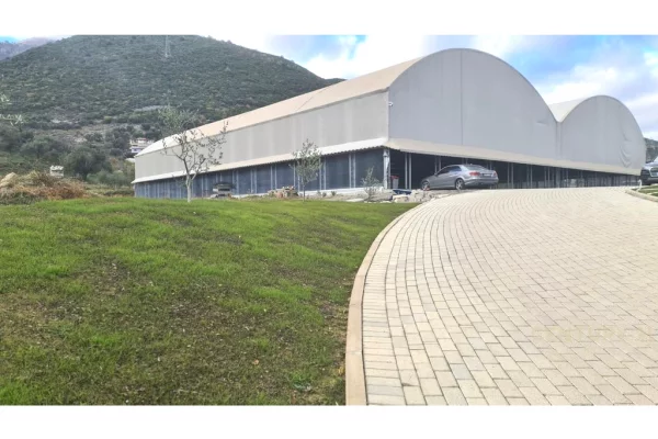 Ambient biznesi ne shitje 3+1 ne Tirane - 1,400,000 Euro