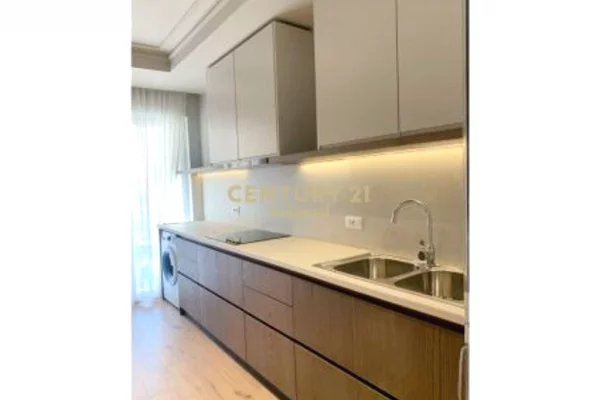 Shtepi me qera Apartament ne Tirane, 1+1, Mobilimi E mobiluar, Pagesa 750  Euro.