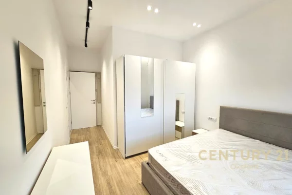 Shtepi me qera Apartament ne Tirane, 2+1, Mobilimi E mobiluar, Pagesa 650  Euro.