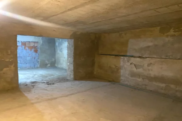 Shtepi ne shitje Apartament ne Tirane, 2+1, Mobilimi E mobiluar, Pagesa 258,000  Euro.