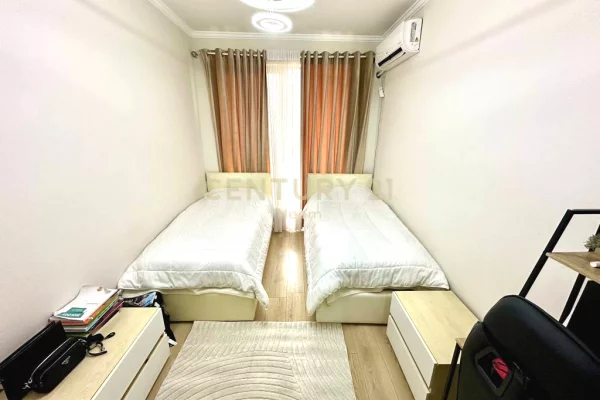 Shtepi ne shitje Apartament ne Tirane, 2+1, Mobilimi E mobiluar, Pagesa 125,000  Euro.