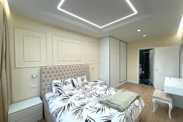 Shtepi me qera Apartament ne Tirane, 2+1, Mobilimi E mobiluar, Pagesa 1,400  Euro.