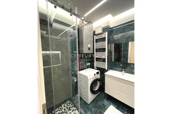 Shtepi me qera Apartament ne Tirane, 2+1, Mobilimi E mobiluar, Pagesa 1,400  Euro.