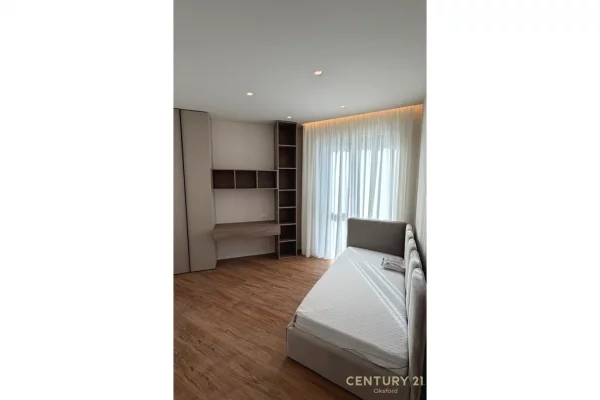 Shtepi me qera Apartament ne Tirane, 2+1, Mobilimi E mobiluar, Pagesa 1,900  Euro.