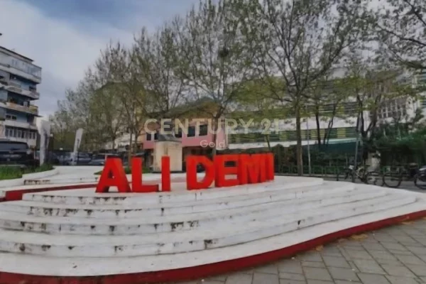 Business Property in Sale 1+1 in Tirana - 500,000 Euro