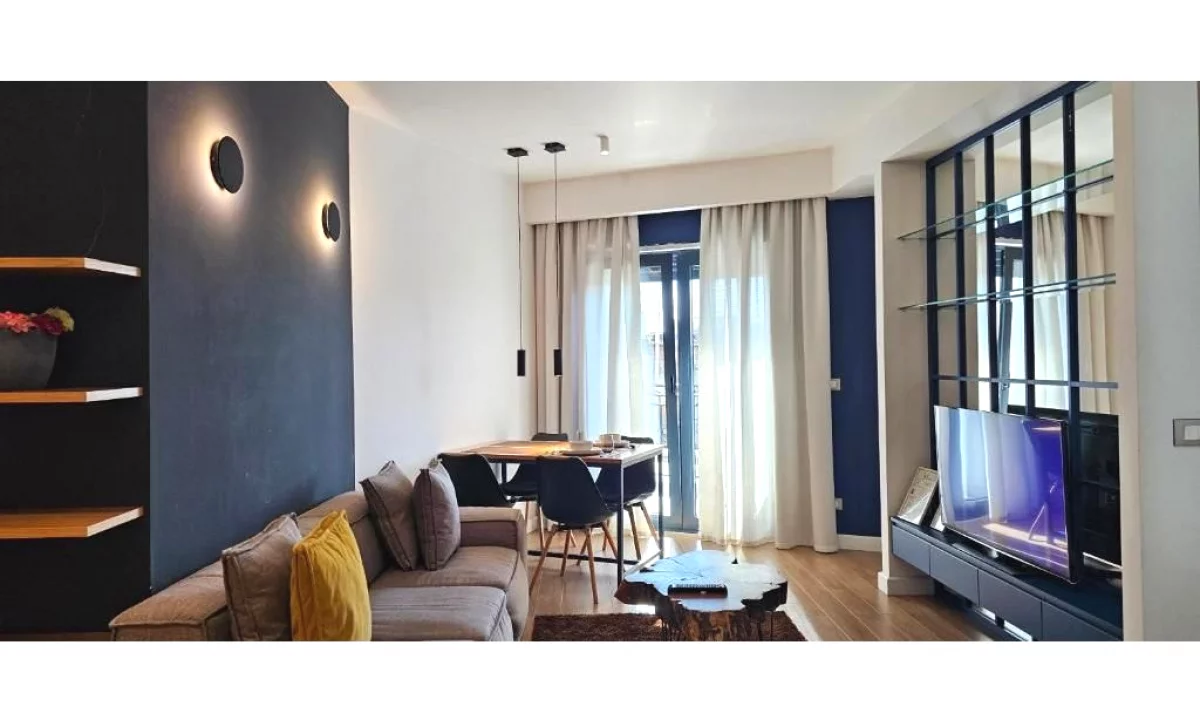 Shtepi ne shitje Apartament ne Tirane, 1+1, Mobilimi E mobiluar, Pagesa 280,000  Euro.