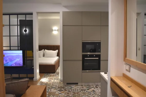 Shtepi ne shitje 1+1 ne Tirane - 280,000 Euro