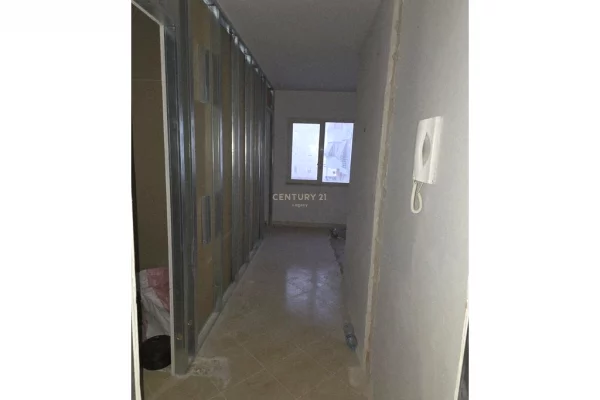 Shtepi ne shitje 1+1 ne Tirane - 96,700 Euro