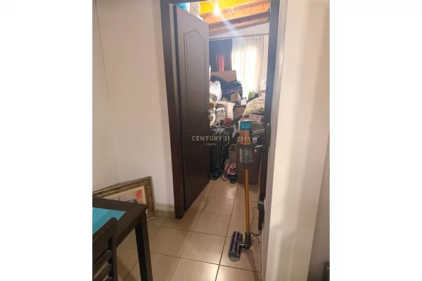 Shtepi ne shitje Apartament ne Tirane, 2+1, Mobilimi E mobiluar, Pagesa 123,000  Euro.