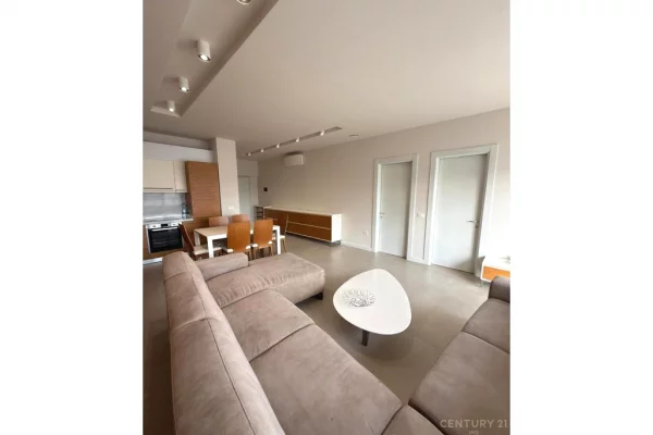 Shtepi ne shitje 2+1 ne Tirane - 365,000 Euro