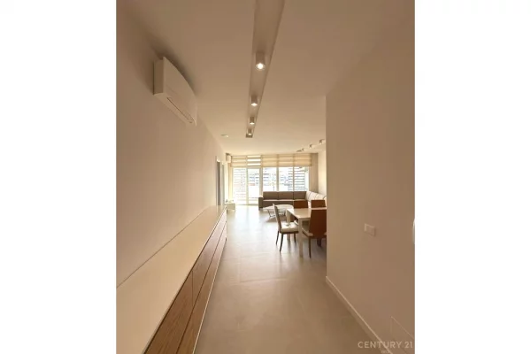 Shtepi ne shitje Apartament ne Tirane, 2+1, Mobilimi E mobiluar, Pagesa 365,000  Euro.