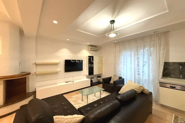 Shtepi me qera 2+1 ne Tirane - 600 Euro