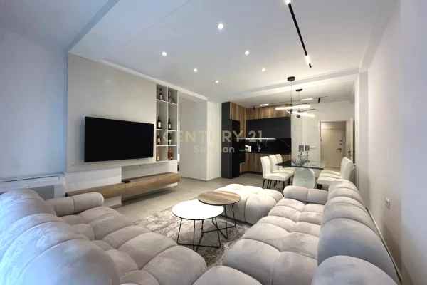 Shtepi me qera 2+1 ne Tirane - 1,000 Euro