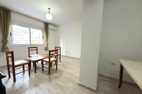 Shtepi ne shitje 2+1 ne Tirane - 170,000 Euro