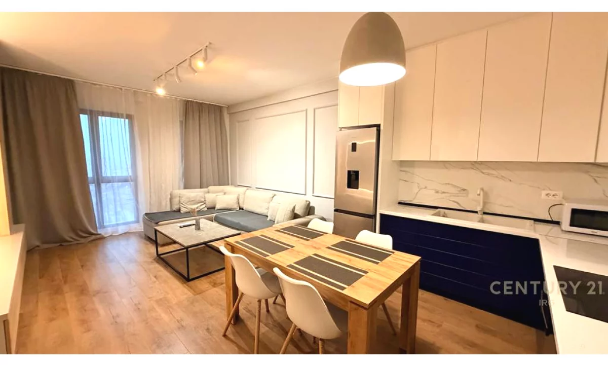 Shtepi ne shitje Apartament ne Tirane, 2+1, Mobilimi E mobiluar, Pagesa 242,000  Euro.