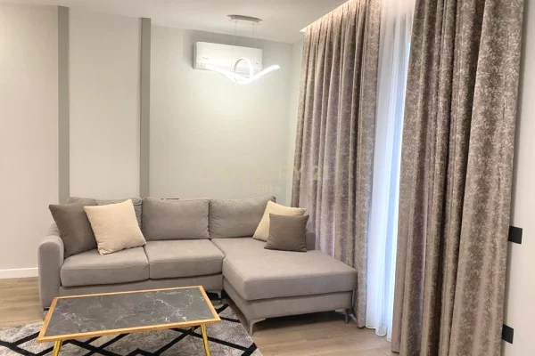 Jepet me qira apartament 2+1+2, tek rruga e Kosovareve.  ▪️Ka nje siperfaqe prej 107 m2 si dhe ne ka
