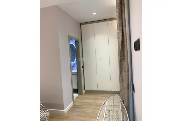 Shtepi me qera Apartament ne Tirane, 2+1, Mobilimi E mobiluar, Pagesa 1,500  Euro.