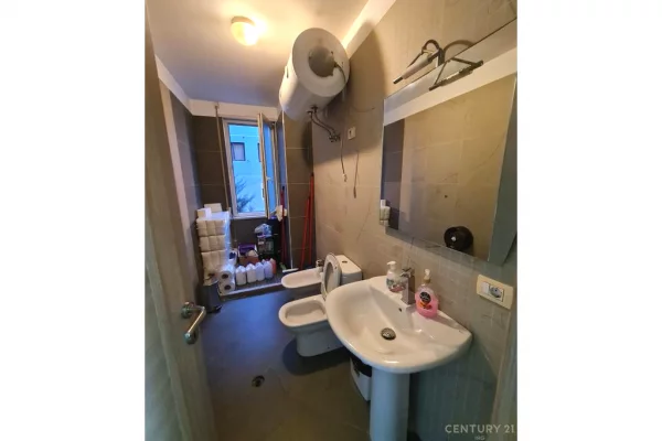 Jepet me qira zyre tek Garda!