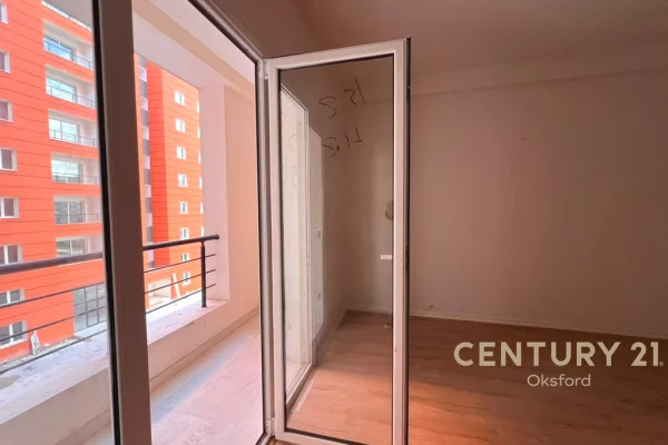 Apartment for sale in Tirana 1+1, Emty