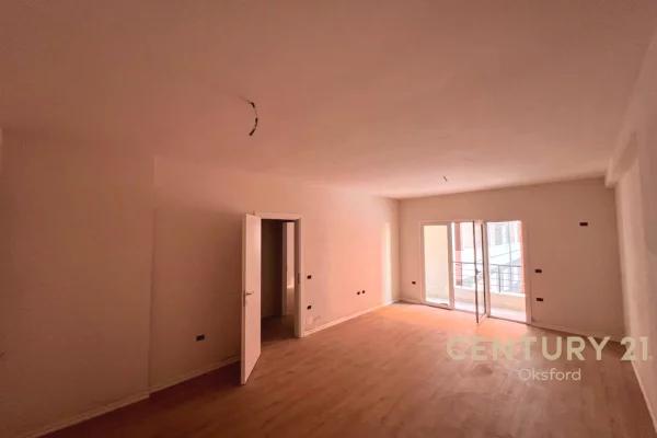 Apartment for sale in Tirana 1+1, Emty