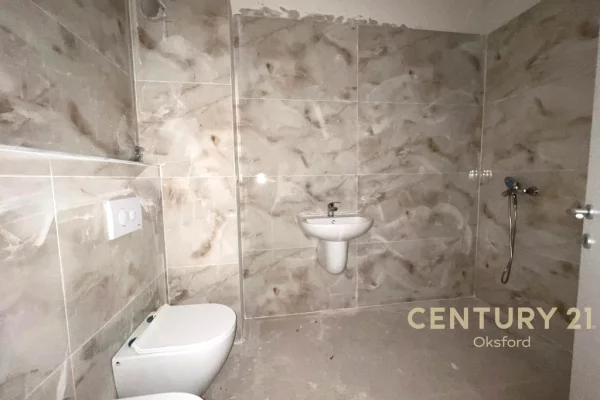 Apartment for sale in Tirana 1+1, Emty