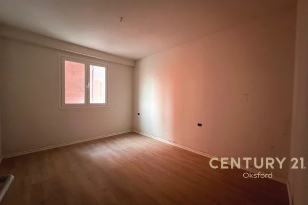 Apartment for sale in Tirana 1+1, Emty