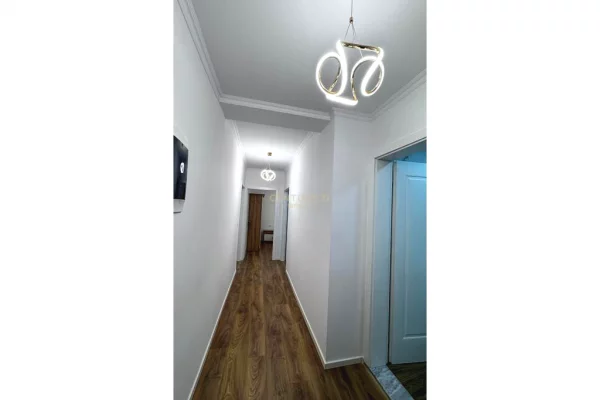 Shtepi ne shitje Apartament ne Tirane, 2+1, Mobilimi E mobiluar, Pagesa 139,000  Euro.