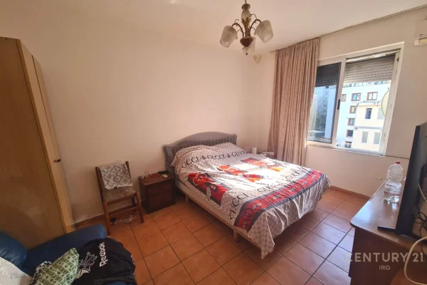 Apartment for sale in Tirana 4+1, Furnished