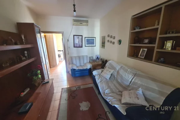 Apartment for sale in Tirana 4+1, Furnished