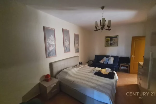 Apartment for sale in Tirana 4+1, Furnished