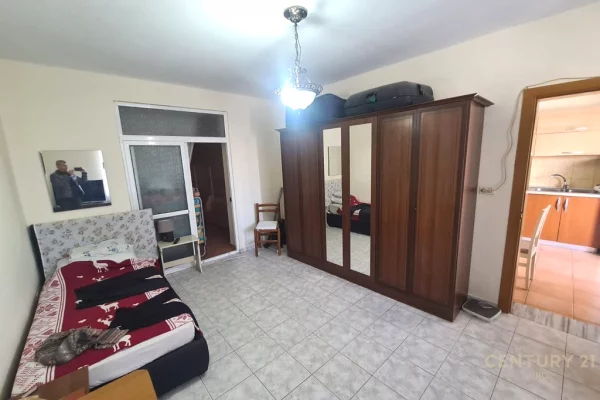 Apartment for sale in Tirana 4+1, Furnished