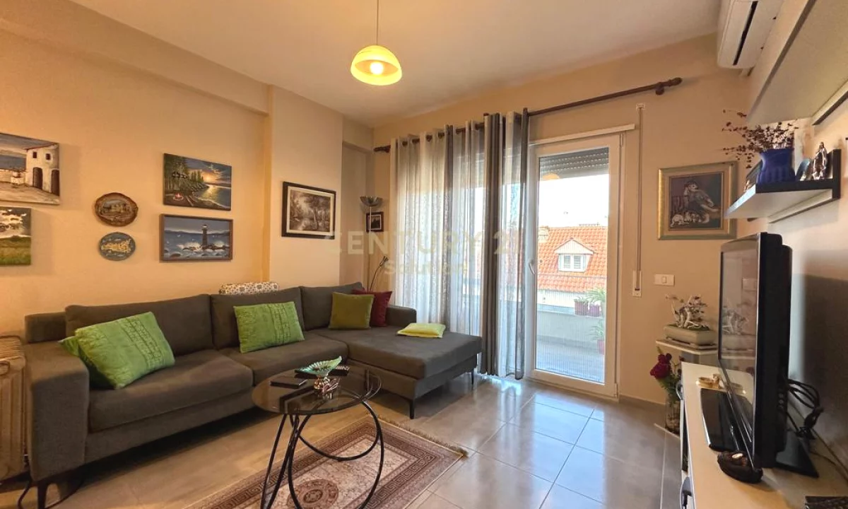 Apartment for sale in Tirana 1+1, Furnished