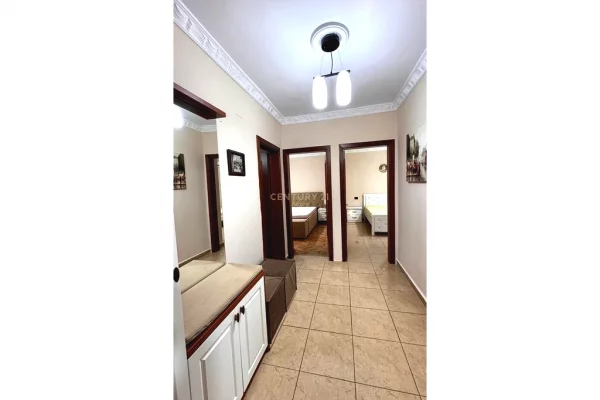 Shtepi me qera Apartament ne Tirane, 2+1, Mobilimi E mobiluar, Pagesa 650  Euro.