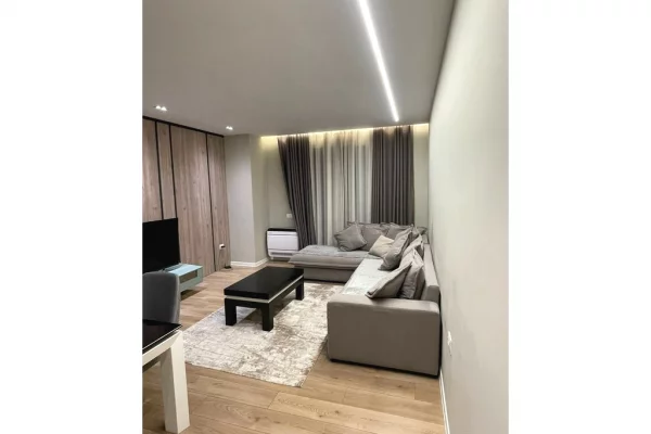 Shtepi me qera 1+1 ne Tirane - 800 Euro