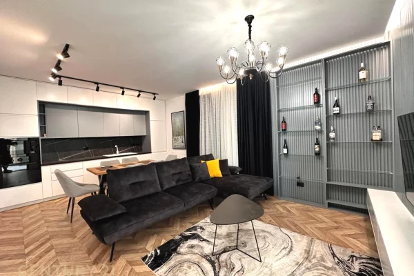 Shtepi me qera 2+1 ne Tirane - 1,500 Euro